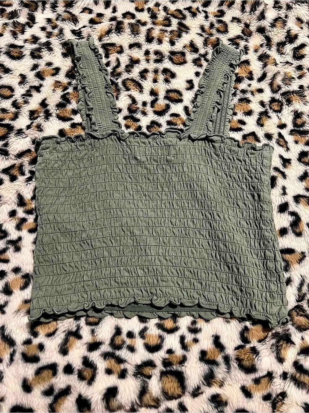 Hollister Ruffle Strap Crop Tank Top Green Size Small